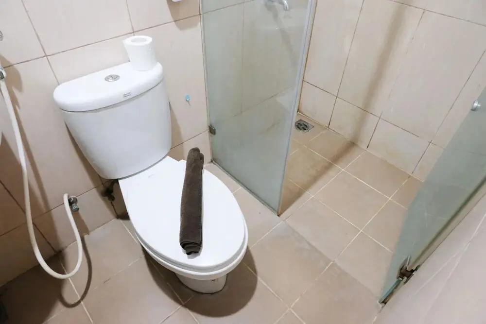 Сурабая: Tidy And Compact Studio At Tamansari Papilio Apartment