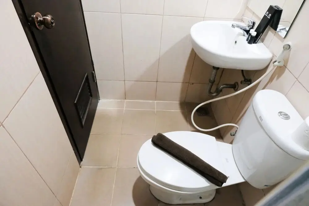 Сурабая: Tidy And Compact Studio At Tamansari Papilio Apartment