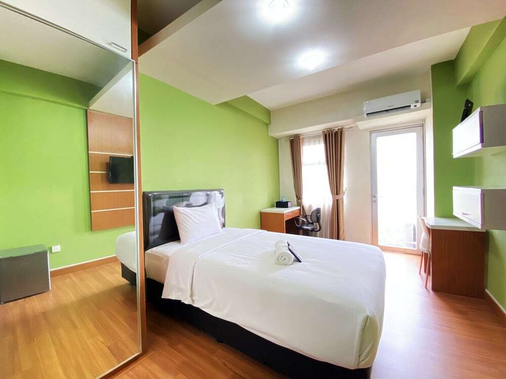 Сумеданг: Modern Studio Room at Oxford Jatinangor Apartment