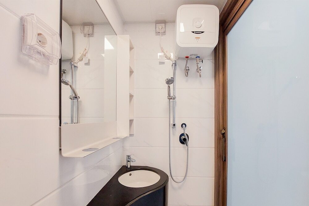 Legok: Cozy Style Studio Room At High Floor Sky House Bsd Apartment