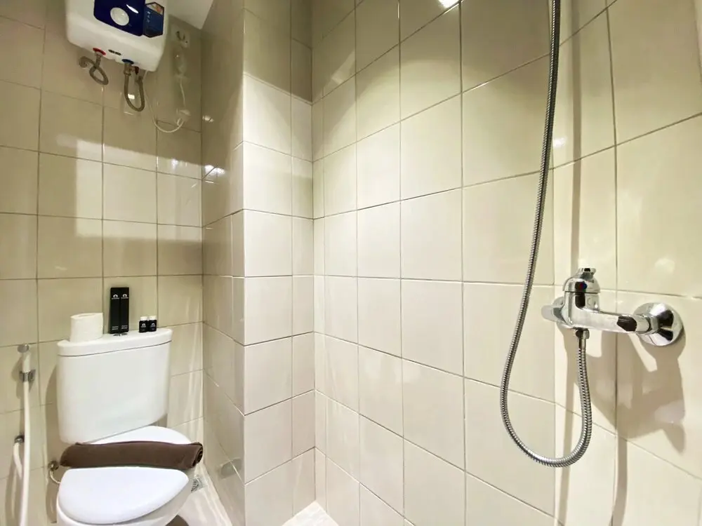 Бандунг: Comfort Studio Room At Mekarwangi Square Cibaduyut Apartment