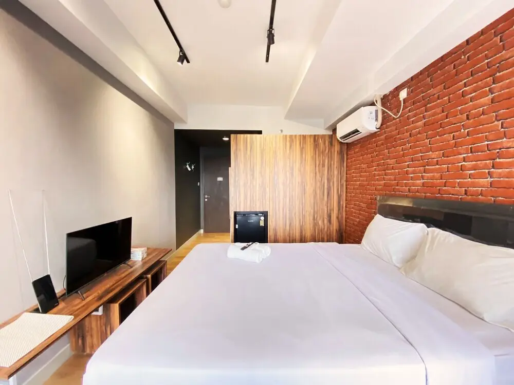 Бандунг: Comfort Studio Room At Mekarwangi Square Cibaduyut Apartment