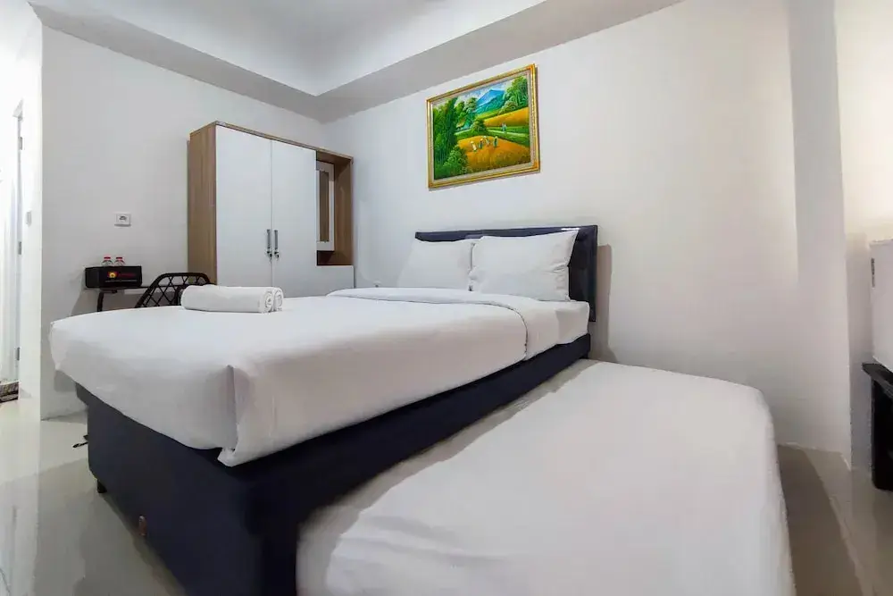 Семаранг: Comfort And Well Design Studio At Paltrow City Apartment