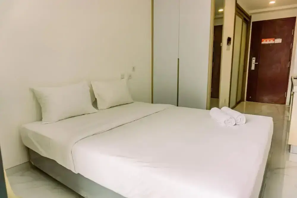 Legok: Well Furnished And Comfy Studio Sky House Bsd Apartment