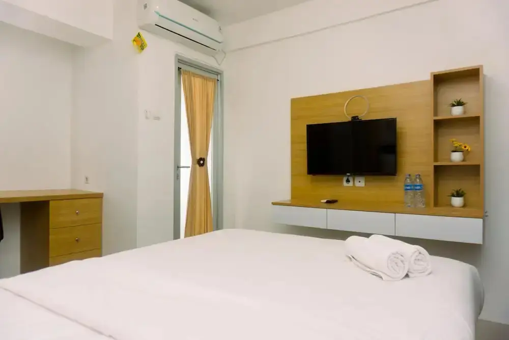Южный Тангеранг: Cozy Studio At Urbantown Serpong Apartment