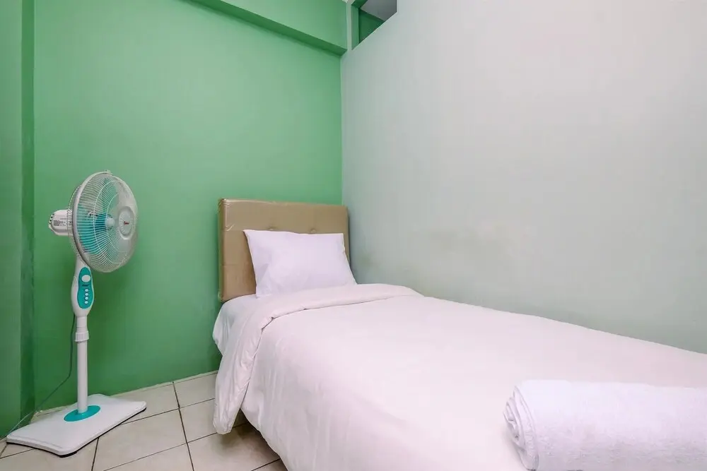Джакарта: Minimalist And Cozy Style 2Br At Green Pramuka City Apartment