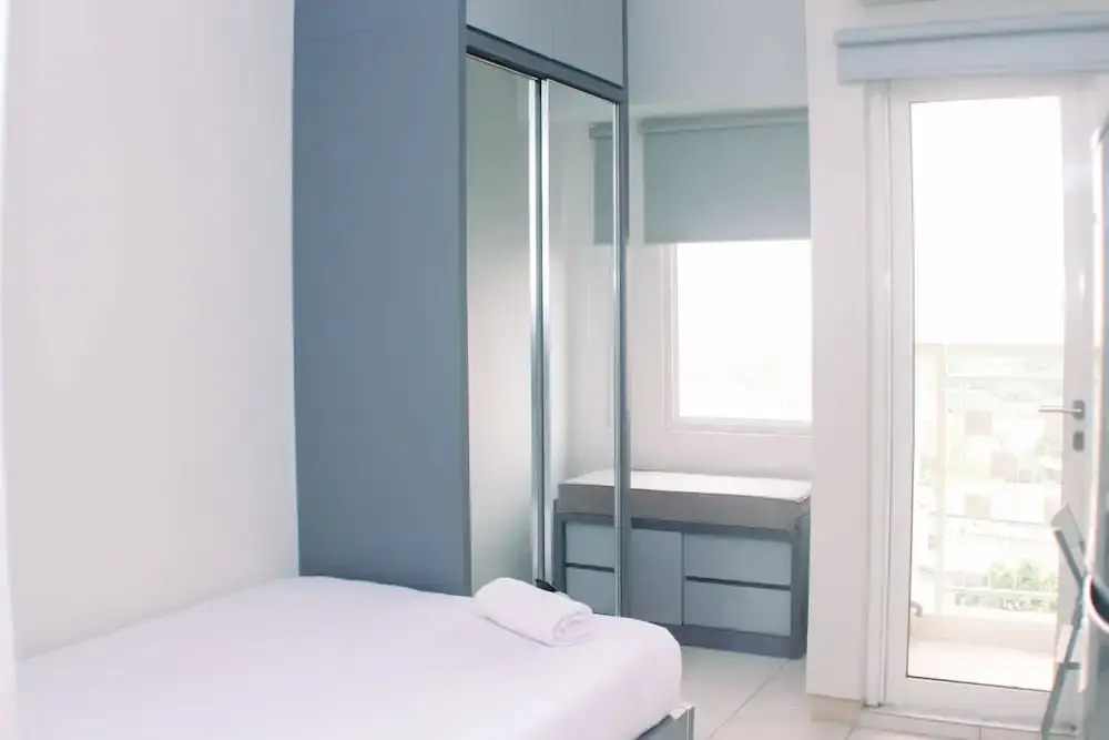 Бекаси: Good Deal And Comfy Studio Apartment Springlake Summarecon Bekasi