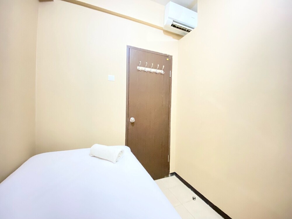 Бандунг: Modern Designed 2Br At Suites @Metro Apartment