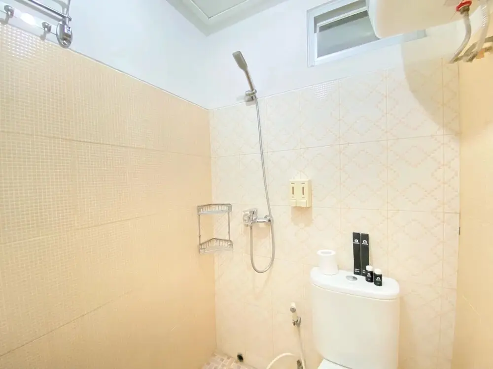 Бандунг: Modern Designed 2Br At Suites @Metro Apartment