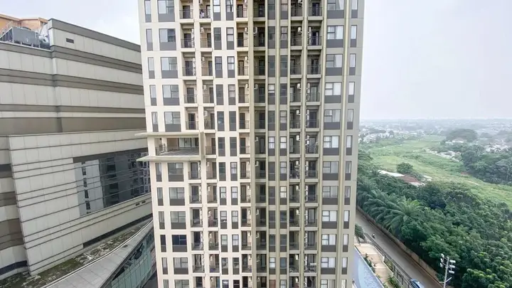 Депок: Nice Studio At 11Th Floor Transpark Cibubur Apartment