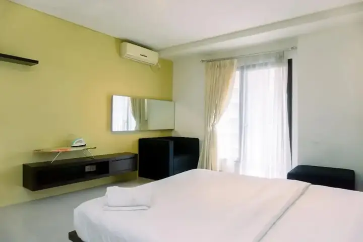 Джакарта: Nice And Comfort 1Br At Tamansari Semanggi Apartment
