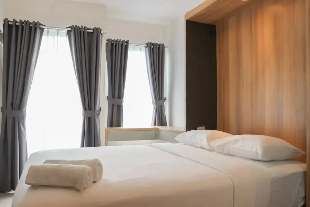Джакарта: Well Furnished Studio At Citra Living Apartment By Tarvelio