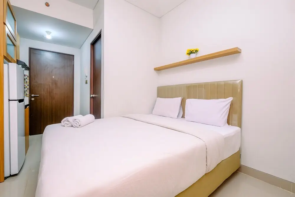 Депок: Minimalist And Comfort Living Studio At Transpark Cibubur Apartment