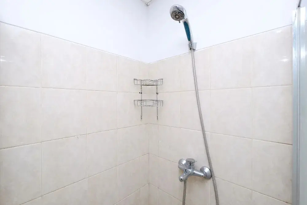 Джакарта: Nice And Elegant 1Br At The Wave Kuningan Apartment