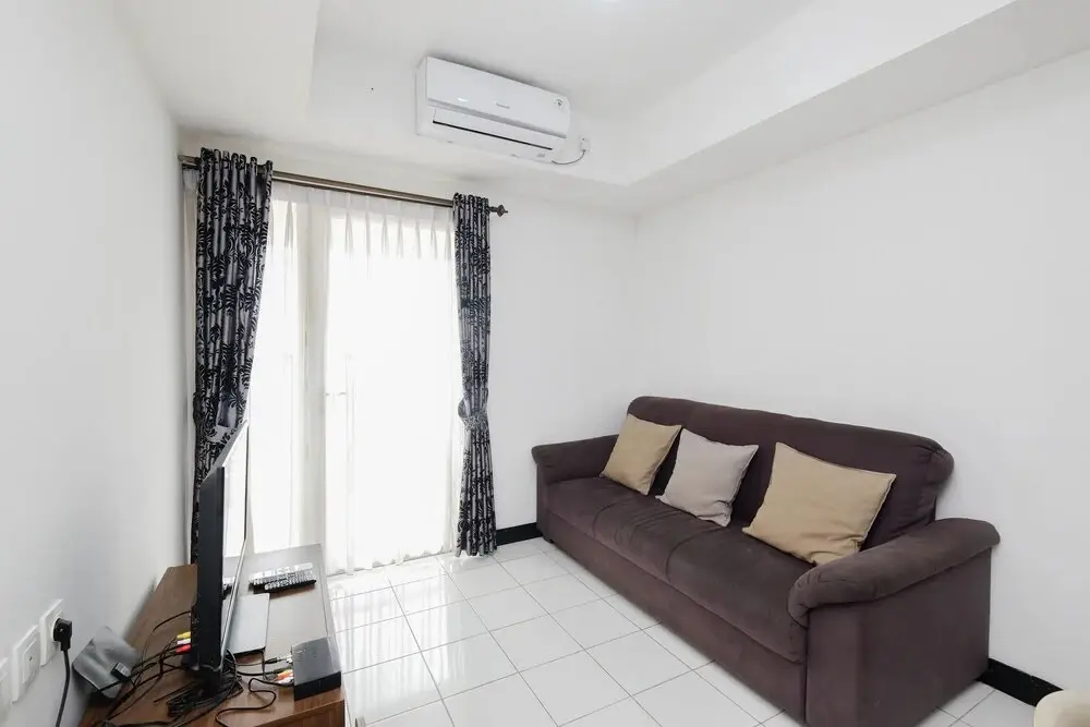 Джакарта: Nice And Elegant 1Br At The Wave Kuningan Apartment