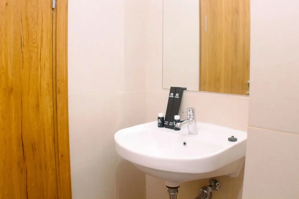Бекаси: Cozy Studio At Gateway Park Lrt City Apartment