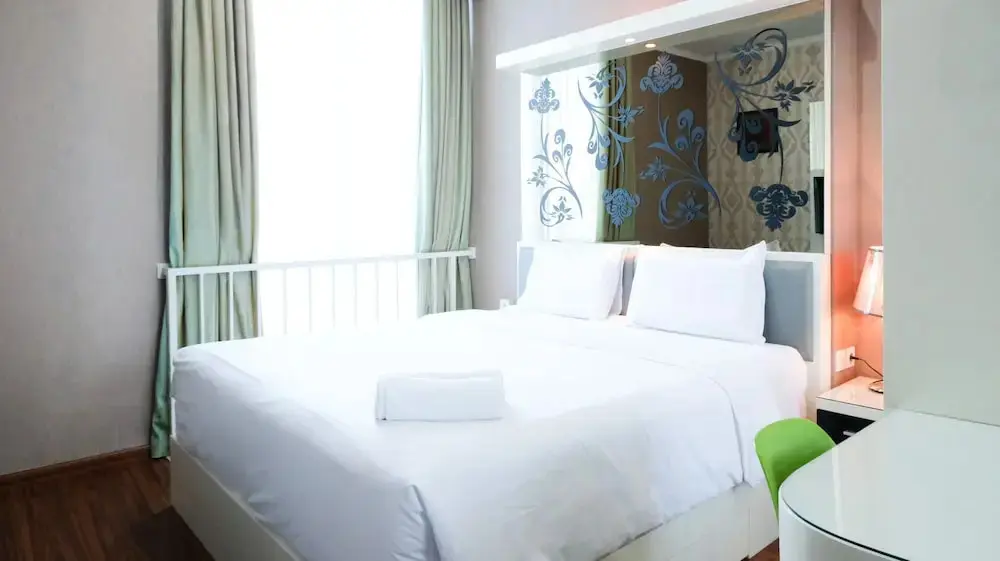 Сурабая: Luxurious 2Br At The Via And The Vue Ciputra World Apartment