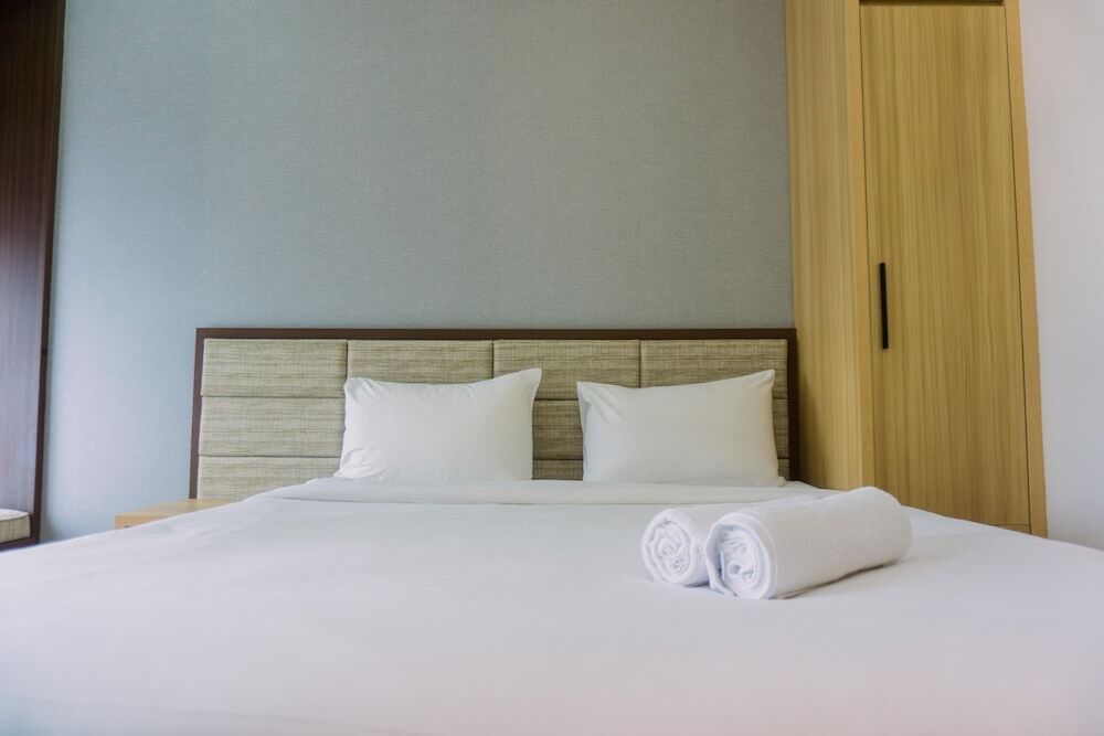 Южный Тангеранг: Minimalist And Warm Studio At Transpark Bintaro Apartment