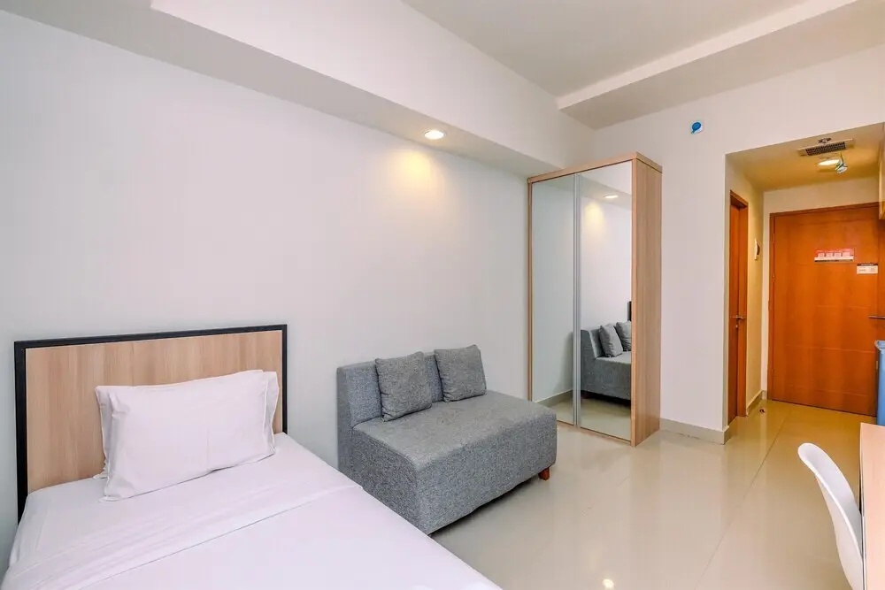 Депок: Minimalist Designed Studio At Evenciio Margonda Apartment