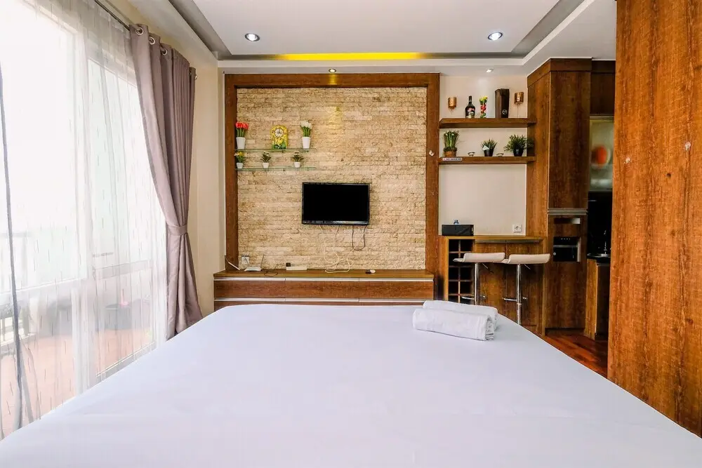 Джакарта: Comfort And Modern Look Studio Apartment At Ambassade Kuningan