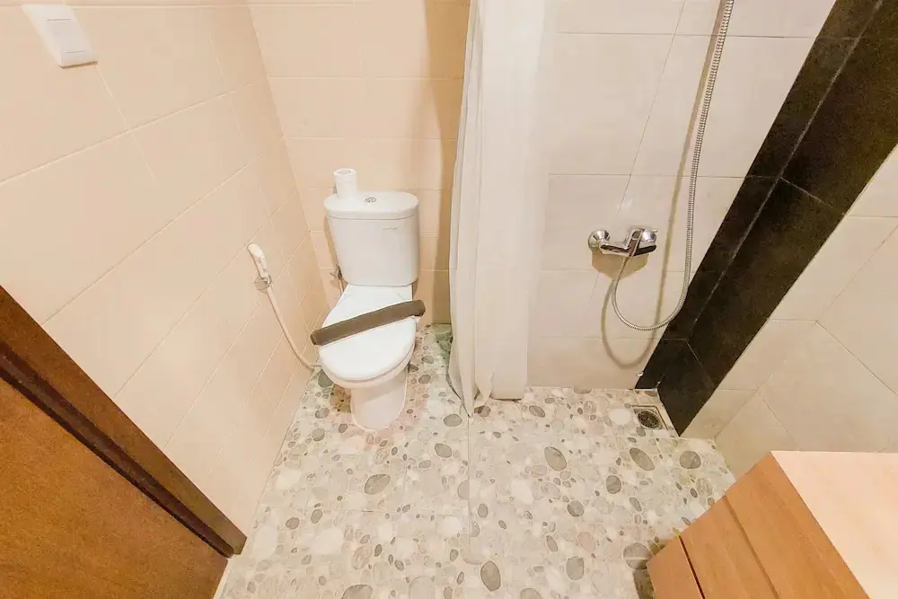 Legok: Pleasurable 1Br Apartment At Saveria Bsd City