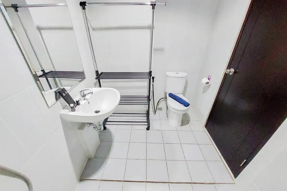Южный Тангеранг: Homey 1Br At Casa De Parco Apartment