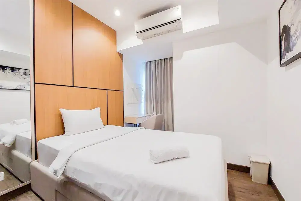 Legok: Cozy And Well Furnished 2Br At Branz Bsd City Apartment