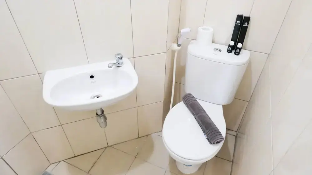 Сурабая: Cozy Stay And Best 1Br At Pavilion Permata Apartment