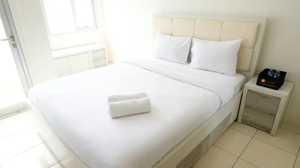Сурабая: Cozy Stay And Best 1Br At Pavilion Permata Apartment