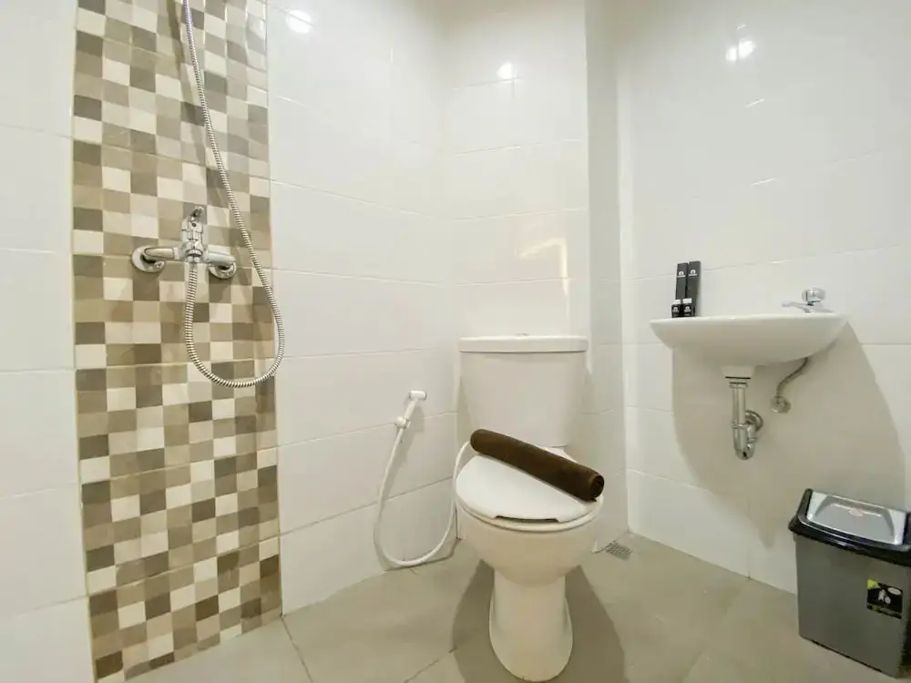 Семаранг: Fully Furnished 1Br The Alton Apartment