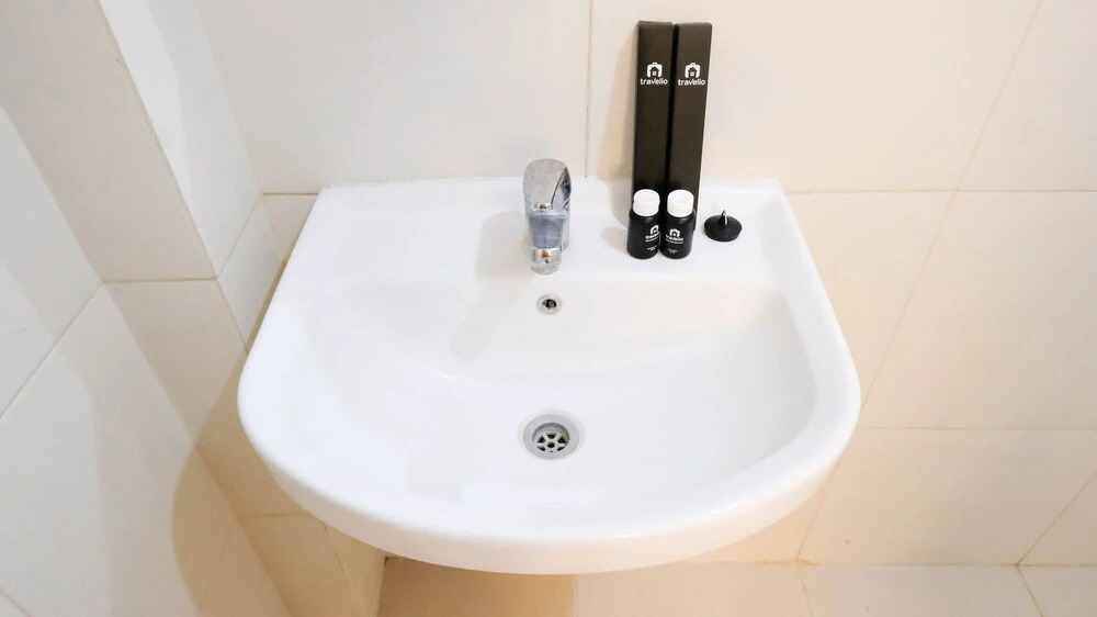 Сурабая: Clean Studio With Connected To Mall At Orchard Supermall Mansion Apartment