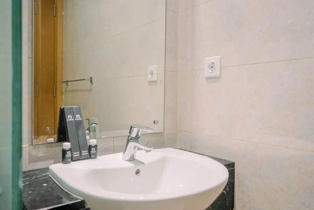 Джакарта: Comfy 1Br At The Mansion Kemayoran Apartment