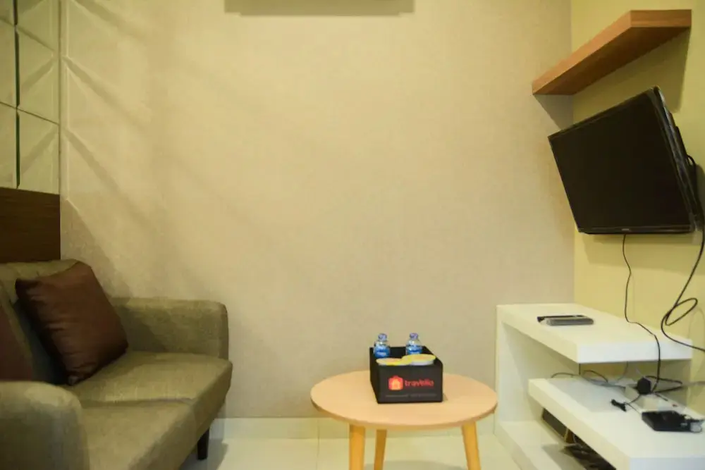 Джакарта: 1Br City View The Mansion Apartment At Dukuh Golf Kemayoran