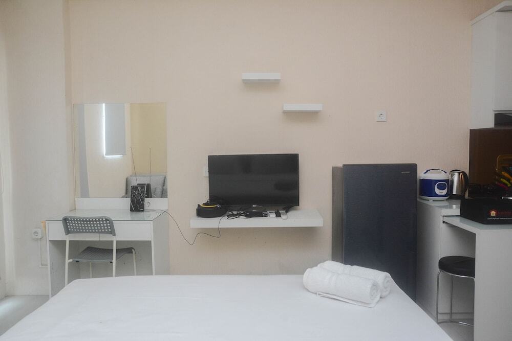 Джакарта: Homey Living Studio At Signature Park Grande Apartment