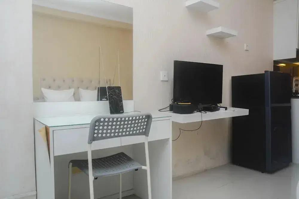 Джакарта: Homey Living Studio At Signature Park Grande Apartment