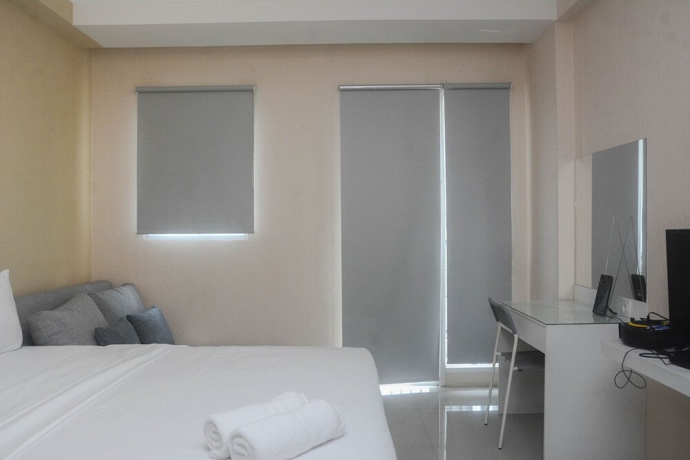 Джакарта: Homey Living Studio At Signature Park Grande Apartment