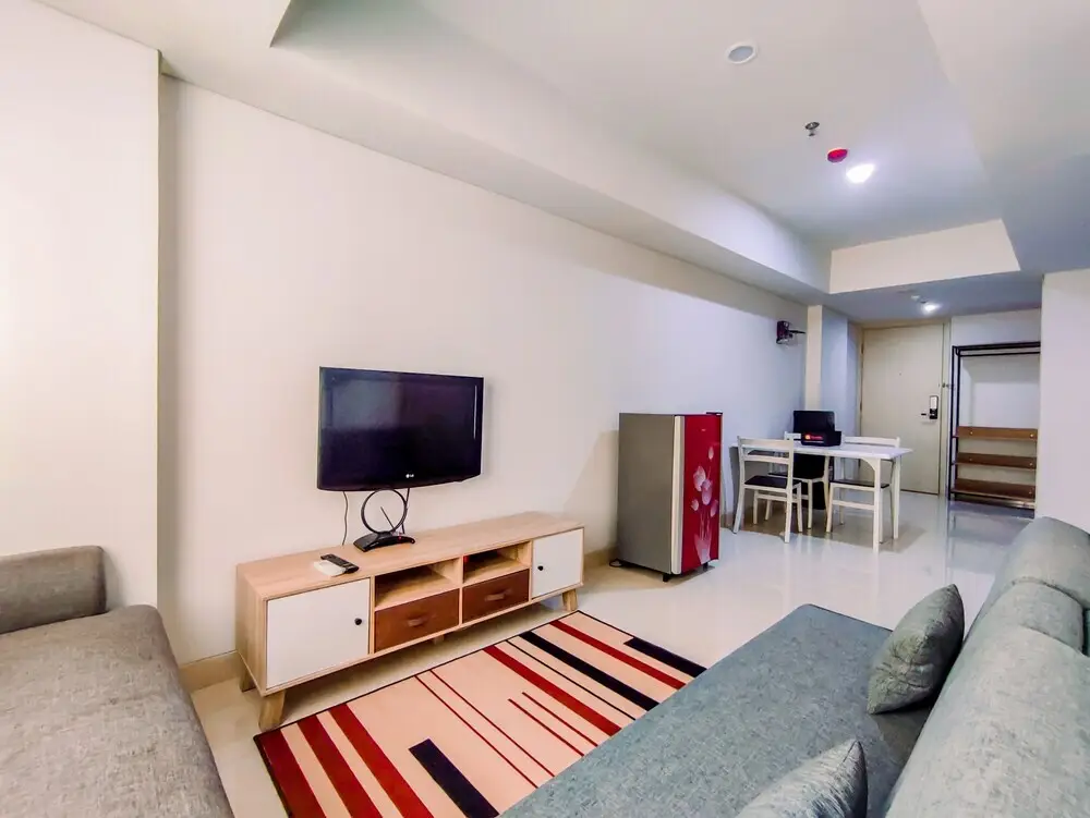 Семаранг: Cozy And Comfort Stay 1Br Apartment At Warhol (W/R) Residences