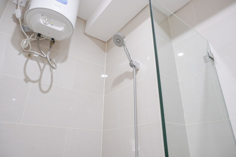 Джакарта: Simply Look Studio Room At Daan Mogot City Apartment