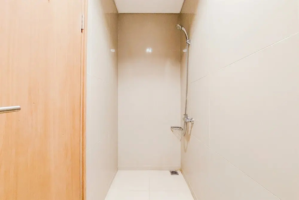 Тангеранг: Nice And Modern Studio At Tree Park City Cikokol Apartment