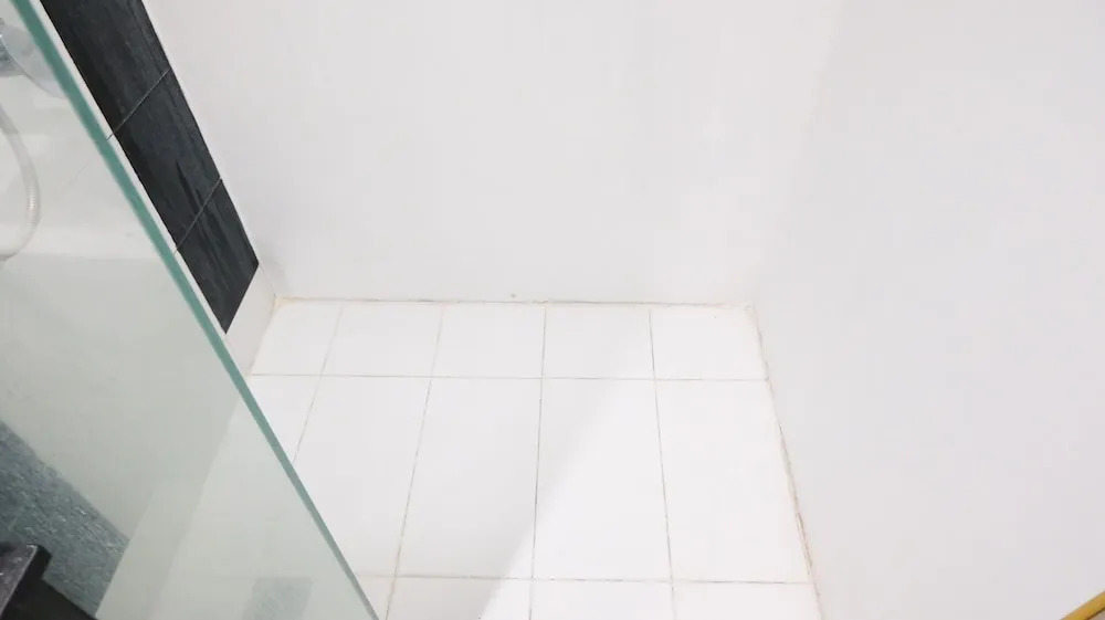 Сурабая: Comfy And Tidy Studio At The Square Apartment