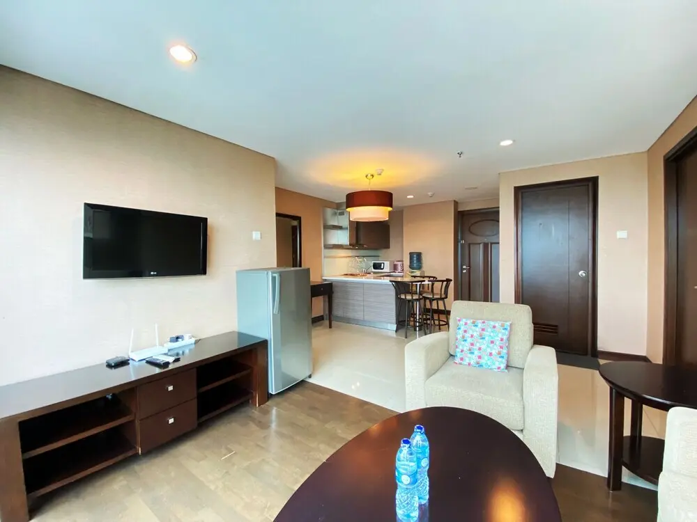 Бандунг: Elegant 1Br At El Royale Apartment