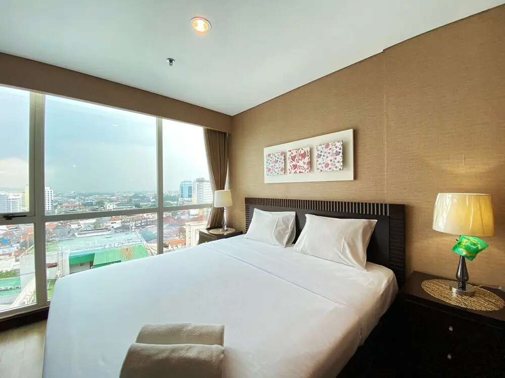 Бандунг: Elegant 1Br At El Royale Apartment