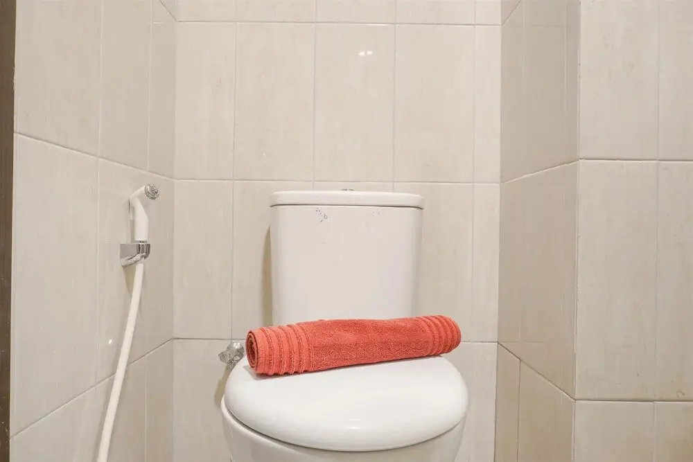 Джакарта: Modern Look Studio Room At Citra Living Apartment