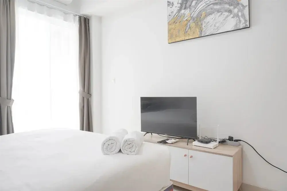 Джакарта: Modern Look Studio Room At Citra Living Apartment