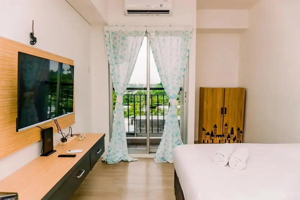 Южный Тангеранг: Nice Studio At Serpong Greenview Apartment