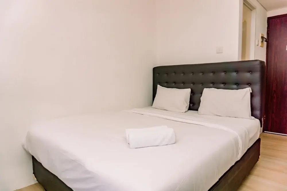 Южный Тангеранг: Nice Studio At Serpong Greenview Apartment