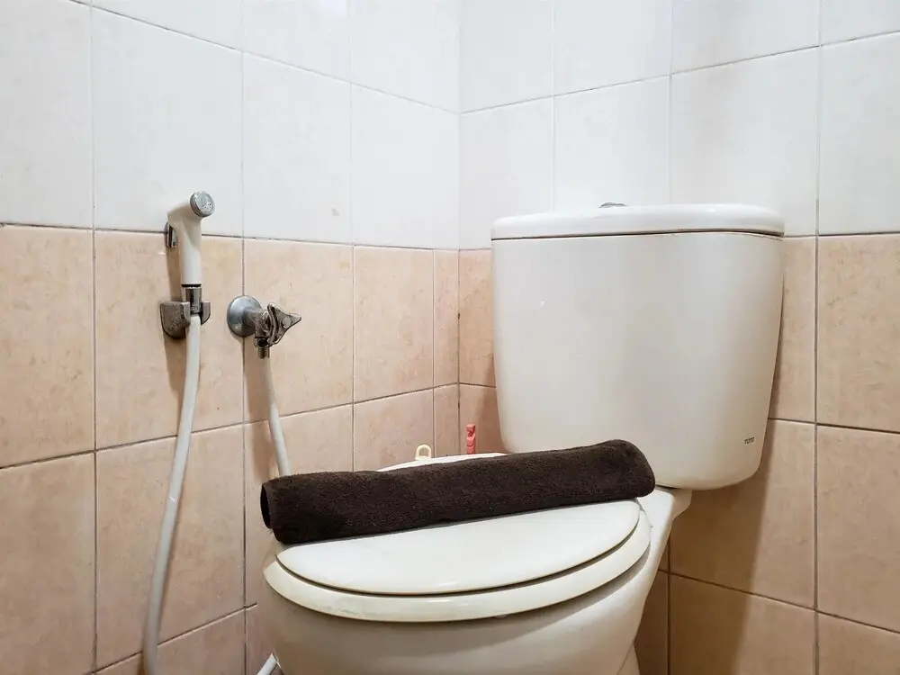 Джакарта: Comfort Living 3Br Apartment With Pool View At Mediterania Palace Residences