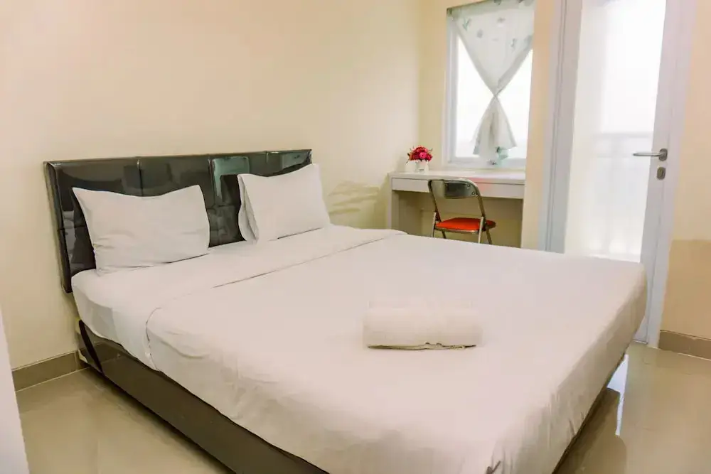 Legok: Comfort And Simply Look Studio Room Apartment At B Residence