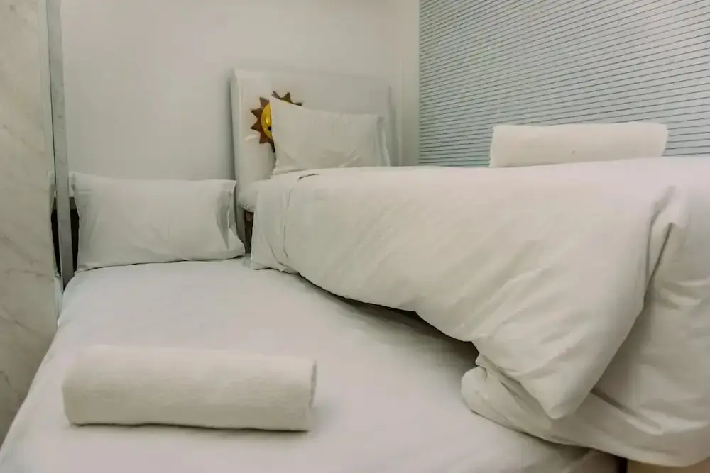 Legok: Well Designed And Serene 2Br Apartment At M-Town Residence