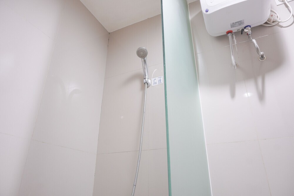 Тангеранг: Cozy 1Br Apartment Tree Park City Bsd